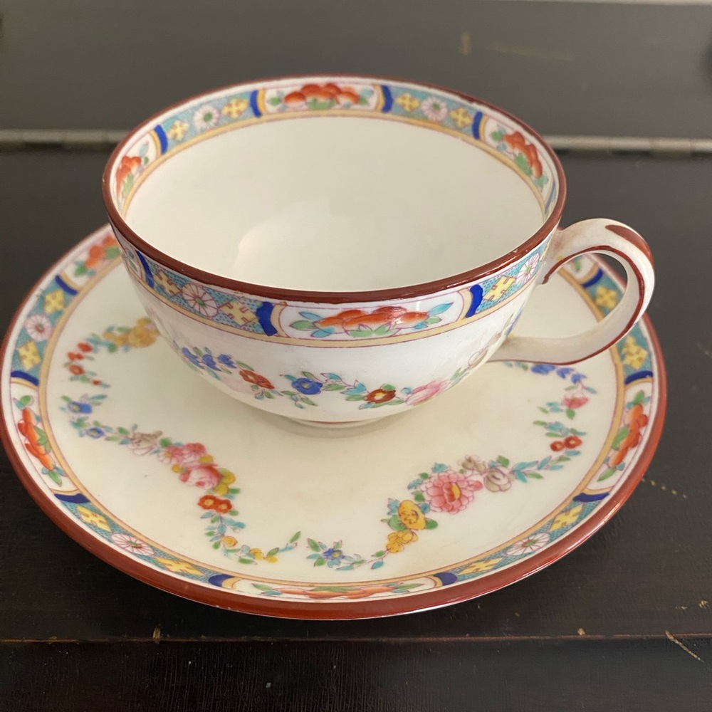 💥SALE Elegant Minton Rose of England Teacup and Saucer Set